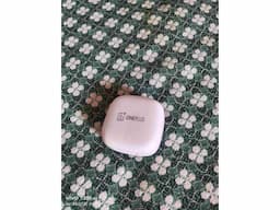 One plus buds - Image 5