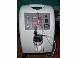 Jumao JMC5A Ni Oxygen Concentrator with Step up & Down Transformer. - Image 2