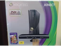 X-Box 360 Slim 250 GB with Kinect + Extra Controller + Games - Image 3