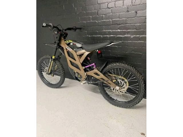 surron ultra bee carbon black