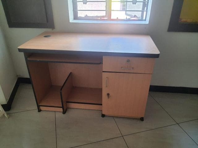 Computer table / Study table