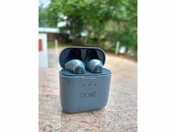 BOAT Airdopes 138 Wireless Earbuds - Image 1