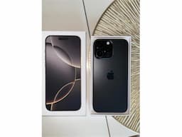 16 pro max - Image 1