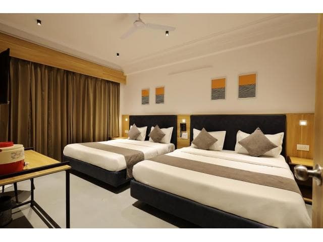 Dive Into Comfort – Stay at the Best Hotel with a Swimming Pool in Udaipur!