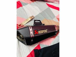 AKRAPOVIC exhaust brand new - Image 5