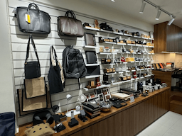 Buy Premium Corporate Gift Items in Nagpur – Customizable & Bulk Orders Available - Image 1