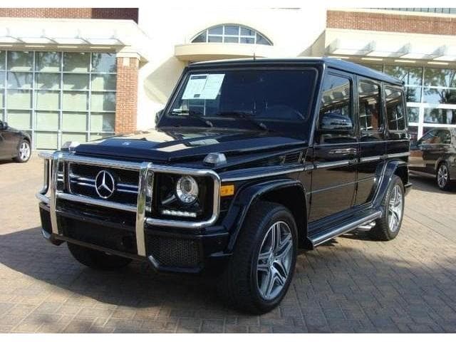 Selling my 2014 Mercedes-Benz G63 AMG very neatly used