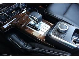 Selling my 2014 Mercedes-Benz G63 AMG very neatly used - Image 3