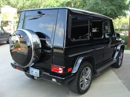 Selling my 2014 Mercedes-Benz G63 AMG very neatly used - Image 5