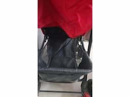 Baby hug stroller pram upto 3.5 years With safety harness hardly used And multi functional uses - Image 4