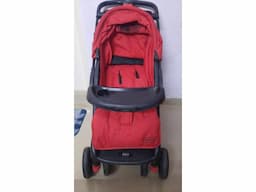 Baby hug stroller pram upto 3.5 years With safety harness hardly used And multi functional uses - Image 6