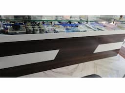 Wooden Counter for Jewellery or Cosmetics Products - Image 3