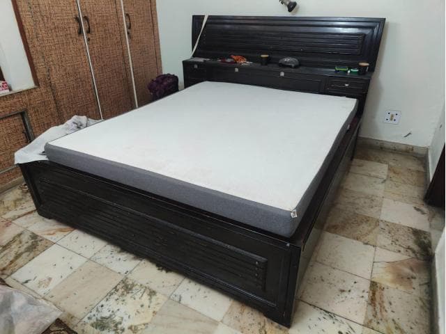 5ftx6ft Queen-size Wakefit Orthopedic Mattress