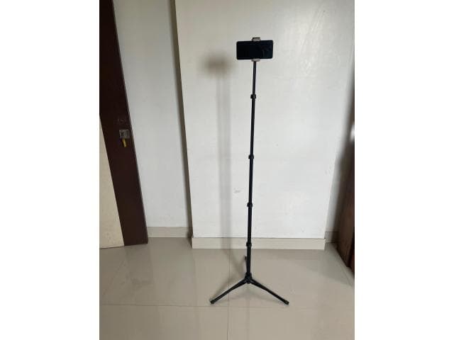 Selfie Stick Tripod for Phones and Camera with 1/4 inch thread hole