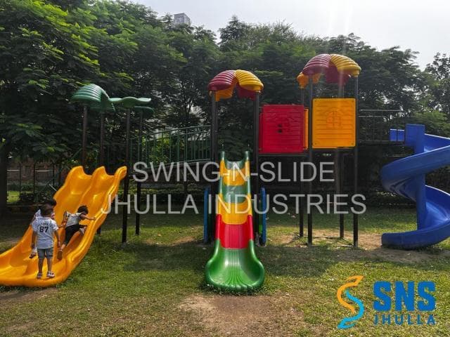 Best Children Park Train Manufacturer in Delhi | Custom Electric & Trackless Park Trains