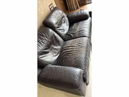 three sets Sofa - Image 1