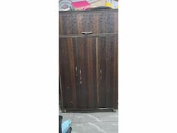 8 Feet wooden Almirah - Image 3