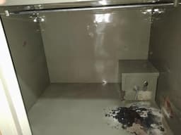 Used  Metal Almirah - Image 3