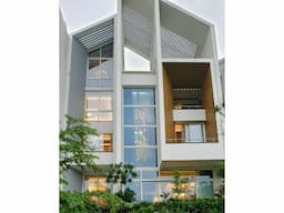 Luxury Villas in Greater Noida - Image 3