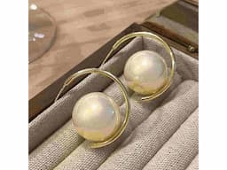 Shop Daily wear Trendy Earrings Online - Image 1