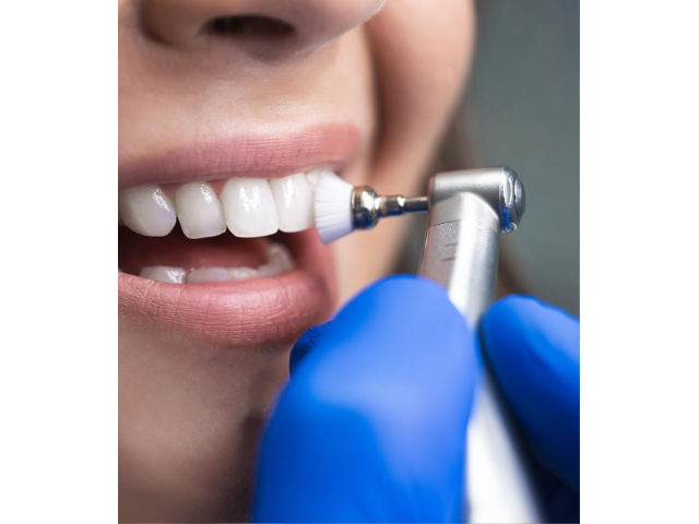 One Dentall | Ceramic Braces