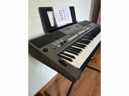 Yamaha PSR-I400 Keyboard - Image 4
