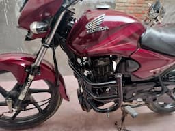 Honda shine 125 bike not much used usually ride in madhubani only price is not changeable - Image 2