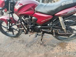 Honda shine 125 bike not much used usually ride in madhubani only price is not changeable - Image 4