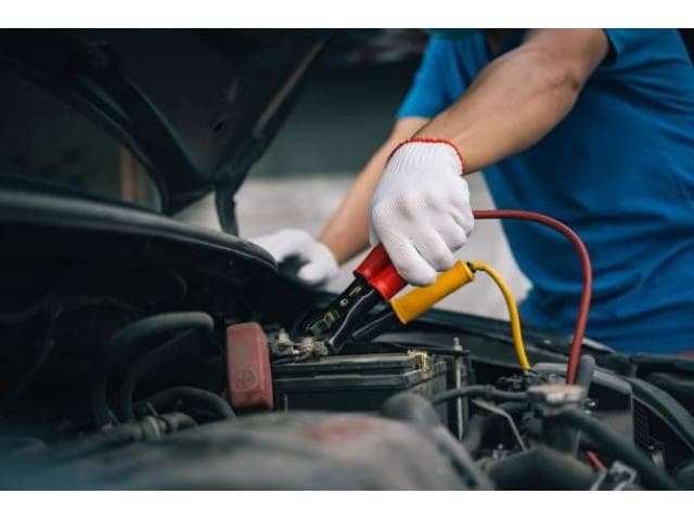 Reliable Car Battery Service & Replacement in Noida – Fast & Affordable