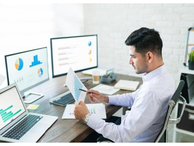 Master Data Analytics with Practical Internship