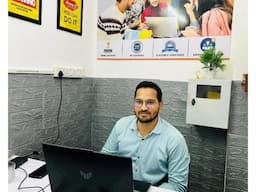 Softech Study - Digital Marketing and It Training Institute - Image 4