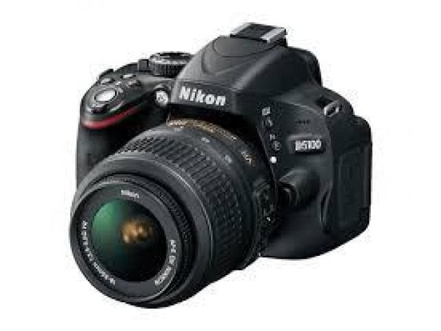 NIKON D5100 SLR WITH ZOOM LENS
