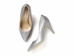 Dressberry Grey Pumps - Image 2