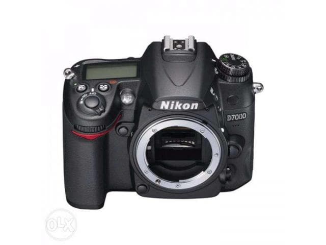 NIKON D7000 BODY