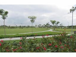 Plots in DLF Garden City - Image 1