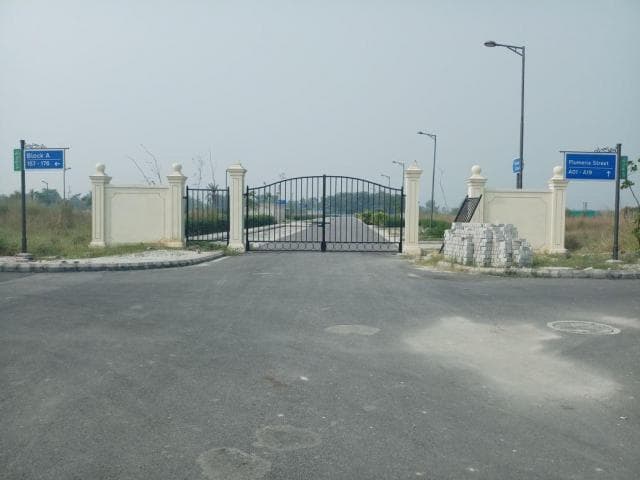 DLF Garden City - Plots in Lucknow