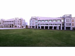 Luxury Hotels in Bikaner Heritage Hotels in Bikaner - Image 3