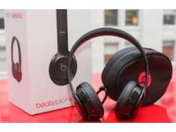 New Beats Solo3 Wireless headphones - Black - Image 2
